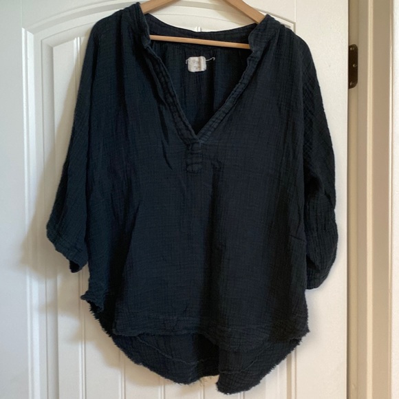 9Seed black popover gauzy top - Picture 1 of 8
